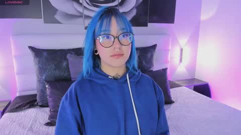 sofi_sp online show from November 17, 11:33 am