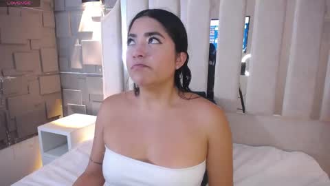 Susy online show from April 16, 7:35 pm