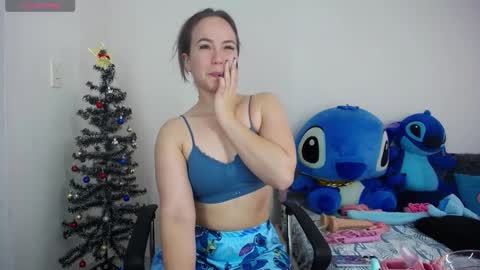  LAURA SOFIA  online show from January 6, 2:10 pm