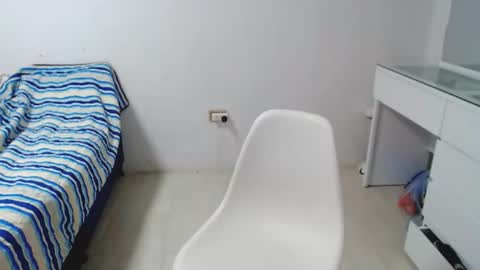 sofia vene  online show from November 8, 11:59 am