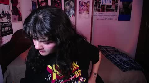 Sofi online show from April 6, 1:05 am