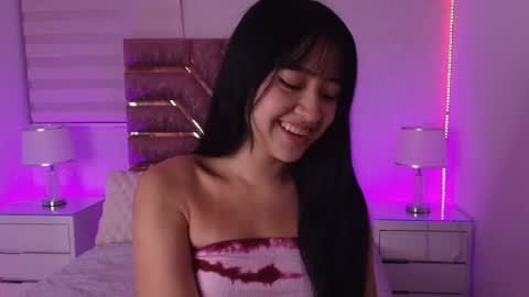 sofia gomes online show from April 4, 11:53 am