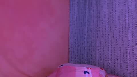 Snapshot of sofia_mark20 chatting on February 8, 6:44 pm Sofia  online show from February 8, 6:44 pm