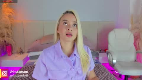 Snapshot of sofia_pamela chatting on October 20, 7:17 pm SOFIA PAMELA online show from October 20, 7:17 pm