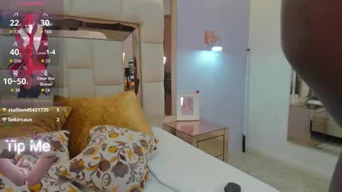 Sofia Samuels online show from March 7, 4:19 am