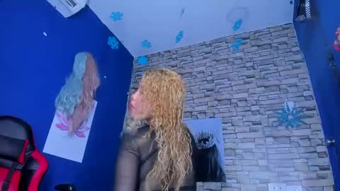 Snapshot of sofiacastillo01 chatting on March 10, 12:49 pm sofiacastillo01 online show from March 10, 12:49 pm
