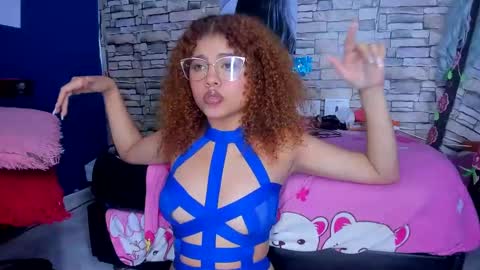 Snapshot of sofiacastillo01 chatting on January 25, 10:50 pm sofiacastillo01 online show from January 25, 10:50 pm