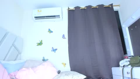 Snapshot of sofiacastillo01 chatting on September 27, 5:53 pm sofiacastillo01 online show from September 27, 5:53 pm