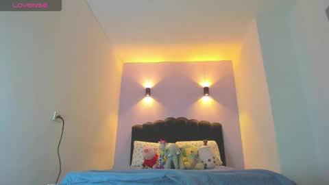 Sofia online show from November 9, 2:18 am