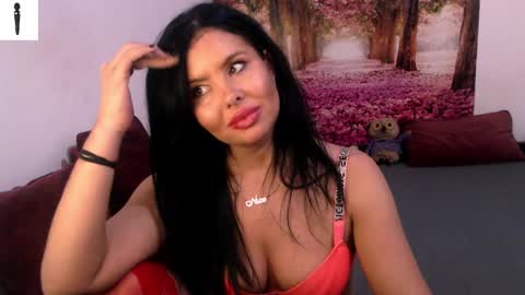 Snapshot of sofialiub chatting on December 6, 9:12 pm sofialiub online show from December 6, 9:12 pm