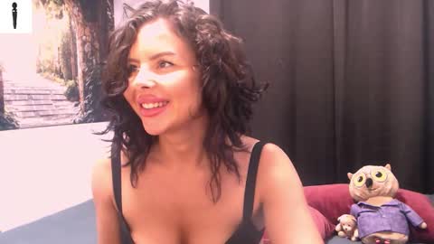 Snapshot of sofialiub chatting on October 10, 7:57 am sofialiub online show from October 10, 7:57 am