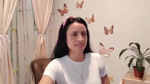 Sofi Bella online show from November 5, 4:56 pm