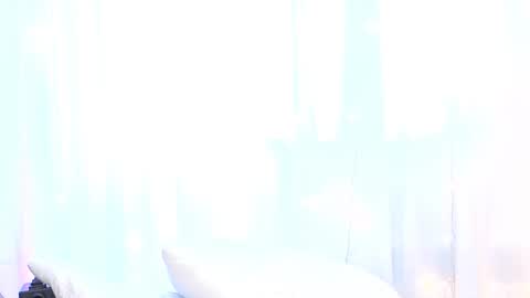 Sofie  Evans online show from March 5, 8:10 am