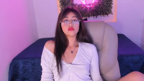 Sofi online show from August 5, 12:44 pm