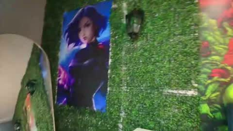 sofli_bloom online show from November 19, 12:05 pm