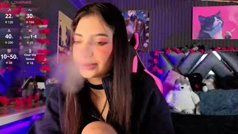 Sol  online show from March 18, 8:14 pm