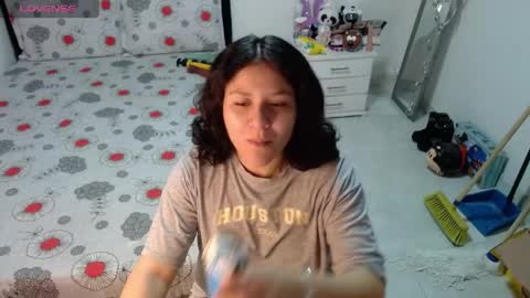 sonialatin69 online show from March 30, 12:16 pm