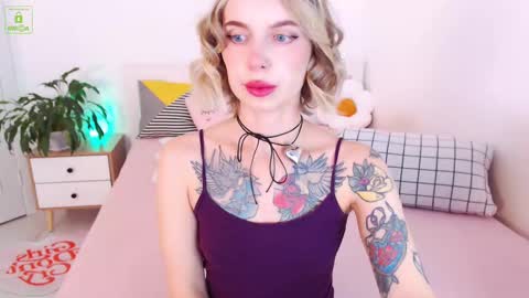 Sonya Lime online show from February 19, 7:28 am