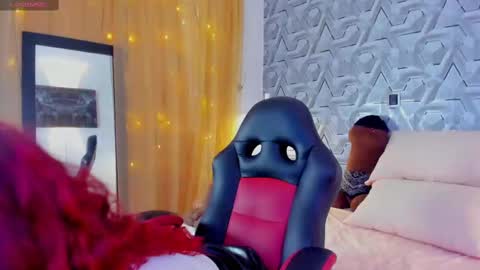 Snapshot of sophi_01 chatting on October 20, 8:23 pm sophie online show from October 20, 8:23 pm