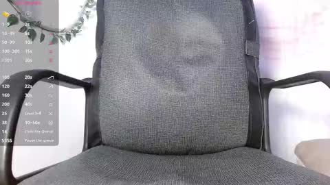 Sophie online show from October 25, 11:00 pm