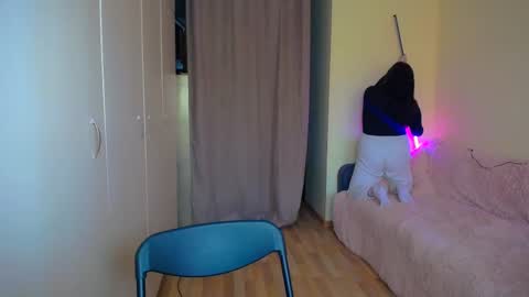 sophia__olsen online show from March 9, 6:17 am