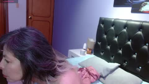     SOPHIA      online show from December 17, 8:21 pm