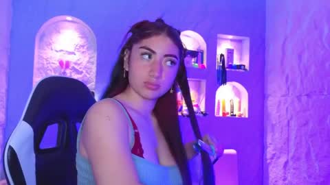 Sophia online show from March 31, 3:06 am