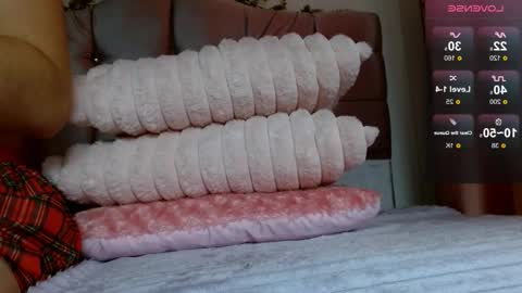 SophiaLee online show from December 14, 12:38 am