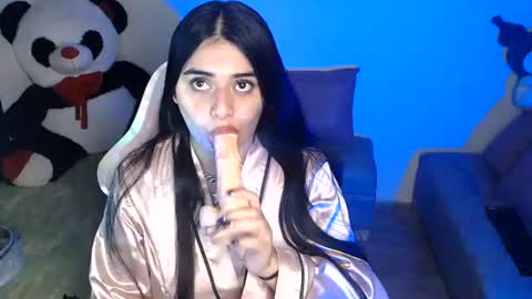 sophia online show from July 28, 11:37 pm