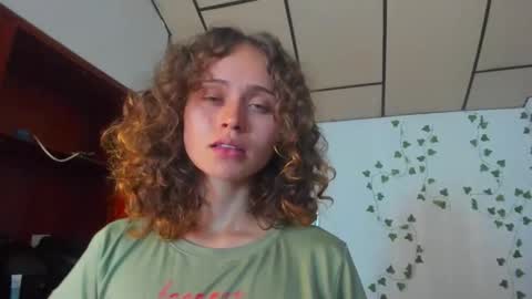 sophiamiller6 online show from March 9, 1:25 pm