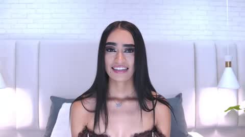 Snapshot of sophie_deargb chatting on September 15, 9:22 pm Sofia santodomingo online show from September 15, 9:22 pm