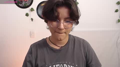 Sophie online show from October 7, 12:59 am