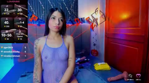 Sophie Sweet online show from October 12, 6:05 am