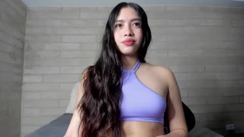 sophiebellucci online show from December 19, 10:18 am