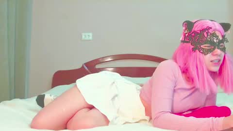 Snapshot of sophiechan69 chatting on February 7, 4:35 pm ShopieChan69 online show from February 7, 4:35 pm