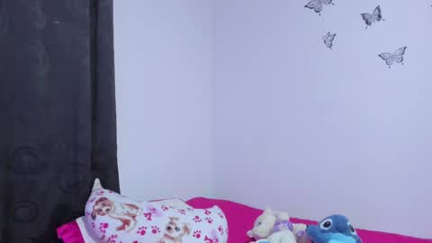 Sophie Woods  online show from February 22, 2:28 am