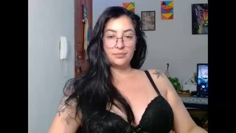 sophirivers online show from November 16, 1:51 am