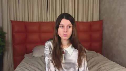 sorayanox online show from November 29, 3:05 pm