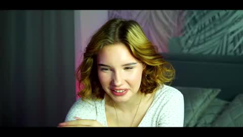 sylene online show from December 2, 4:09 pm