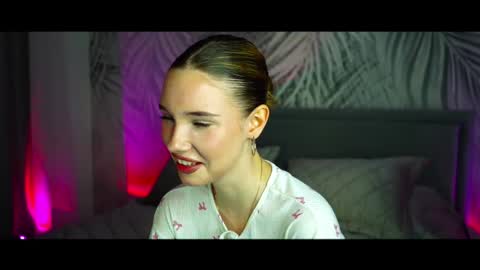 sylene online show from December 1, 3:59 pm