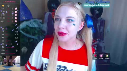 Lisa online show from October 29, 7:45 am