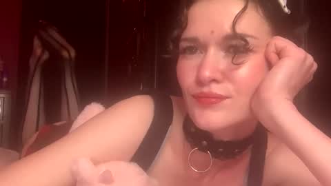 Snapshot of southerndolls chatting on September 30, 3:34 am Honey Suckle online show from September 30, 3:34 am