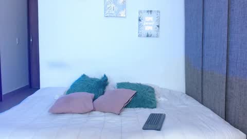      online show from March 30, 1:05 am