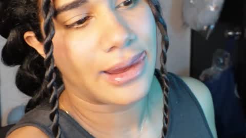 You want to talk to me more personal follow me in My Channel VIP  50 the discount       online show from February 24, 12:21 am