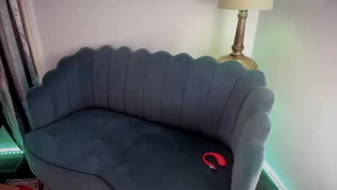 AmberSpanks online show from January 10, 1:32 am