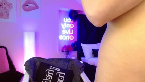 scarlett online show from November 7, 2:11 pm