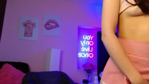 scarlett online show from December 19, 1:14 pm