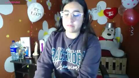 Veronica online show from February 26, 2:49 pm