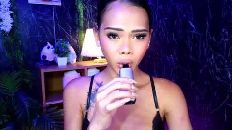 CALL ME RAINE online show from October 26, 8:21 am