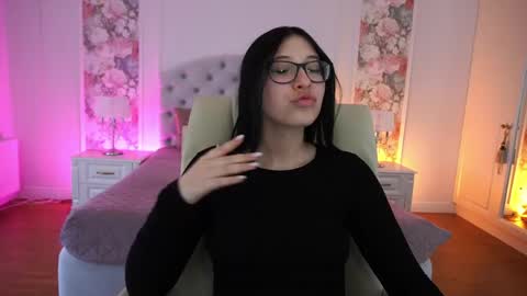 ssoftaura online show from April 13, 12:39 pm